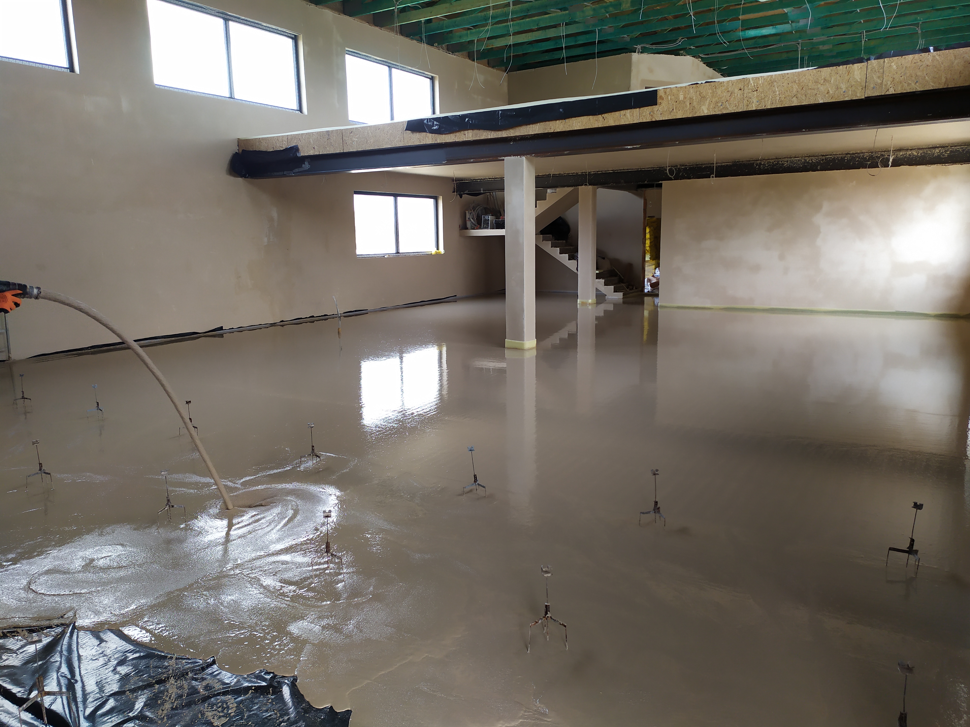 Posadzka anhydrytowa - realizacja 13